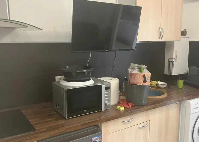 Sacre Coeur Apartment *